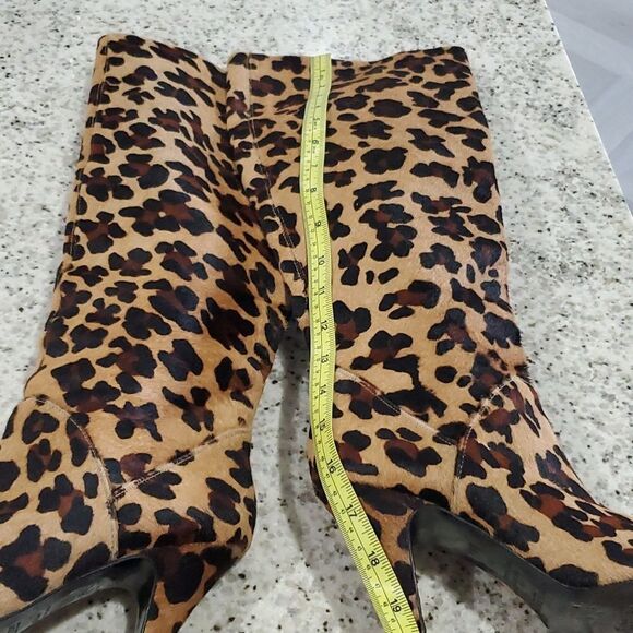 Stunning Anne Klein Calf Hair Leopard print Boots, size 8, pristine - Picture 15 of 15